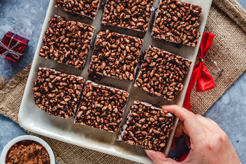 Gezonde crispy cacao-rijst snacks