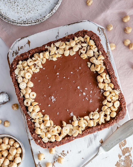 Salted choco hazelnut pie
